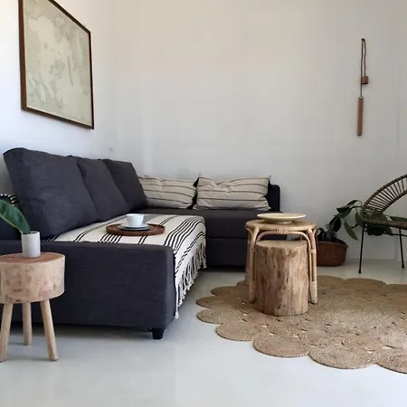 Cozy 1 Bedroom Seabreeze Stunning Sea View Lägenhet *